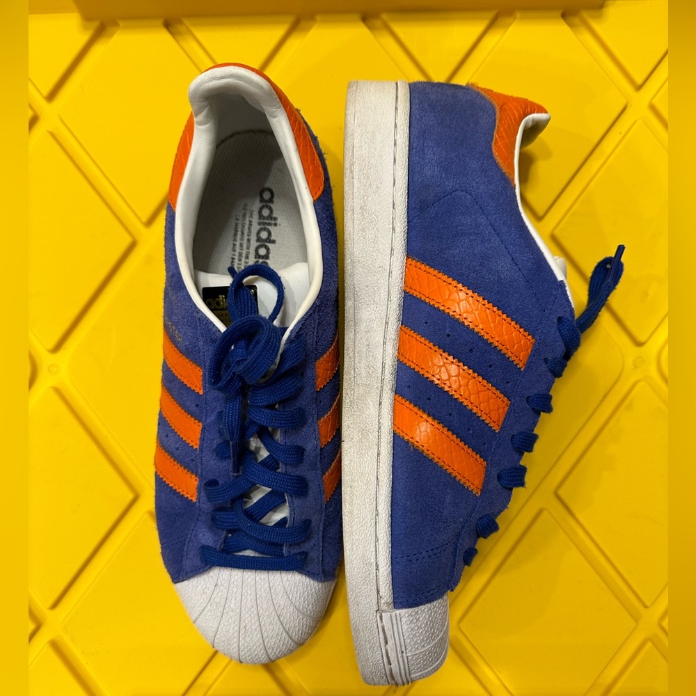 Adidas superstar size9 blue. Worn a few times, in a good condition